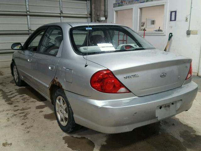 KNAFB121835285373 - 2003 KIA SPECTRA BA GRAY photo 3