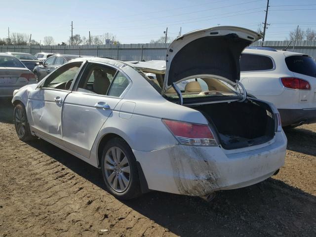 1HGCP3F86CA009700 - 2012 HONDA ACCORD EXL WHITE photo 3