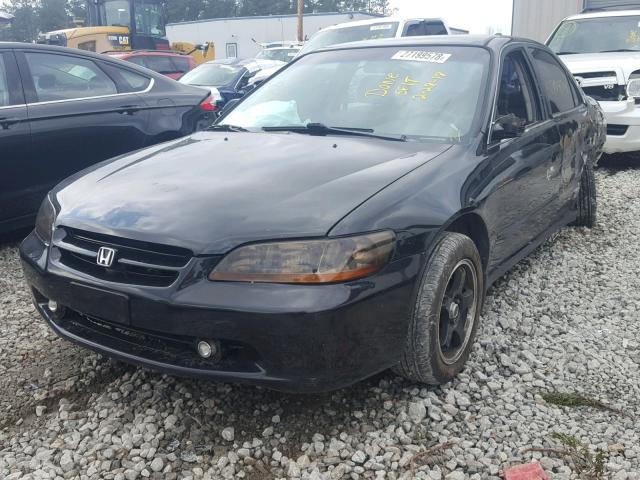 1HGCG5644XA129302 - 1999 HONDA ACCORD LX BLACK photo 2