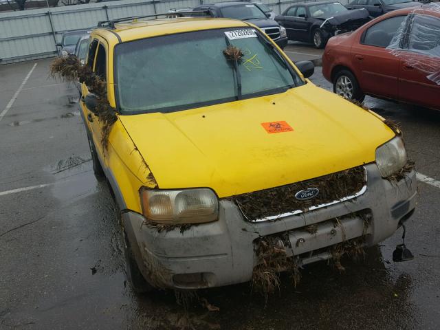 1FMYU04122KA32168 - 2002 FORD ESCAPE XLT YELLOW photo 1