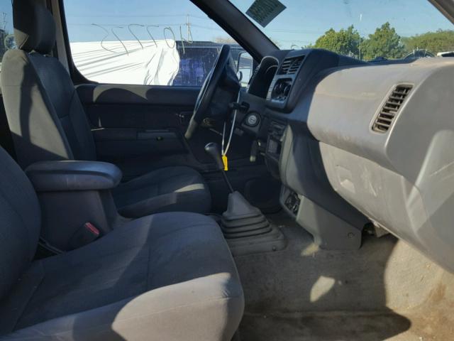 1N6DD26S11C365777 - 2001 NISSAN FRONTIER K WHITE photo 5