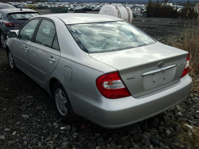 4T1BF30K53U038665 - 2003 TOYOTA CAMRY LE SILVER photo 3