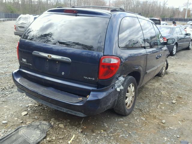 2C8GP54L95R567864 - 2005 CHRYSLER TOWN & COU BLUE photo 4