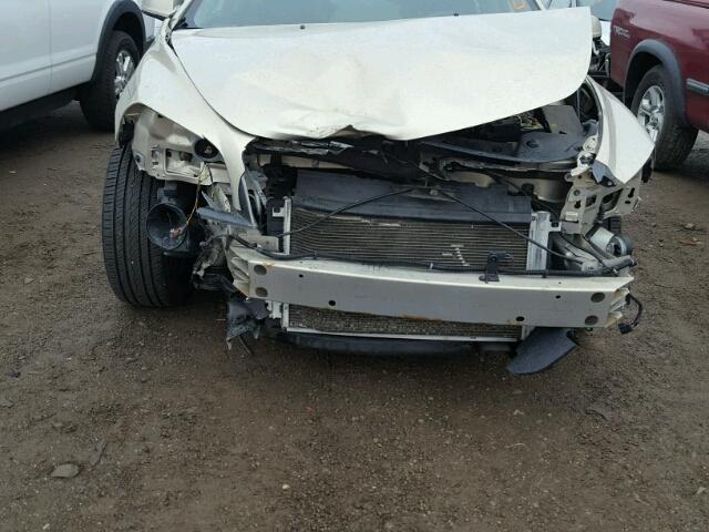 1G1ZC5EB8AF154081 - 2010 CHEVROLET MALIBU 1LT 金色 照片 9