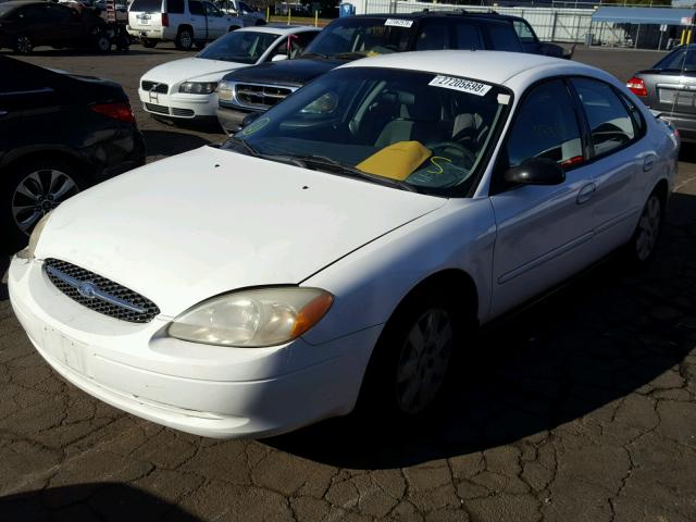 1FAFP52U91A230480 - 2001 FORD TAURUS LX WHITE photo 2