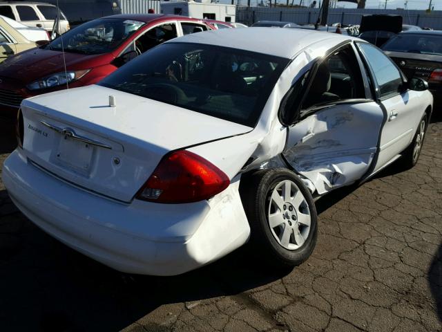 1FAFP52U91A230480 - 2001 FORD TAURUS LX WHITE photo 4