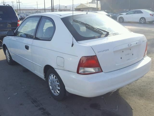 KMHCG35C31U079988 - 2001 HYUNDAI ACCENT GS WHITE photo 3