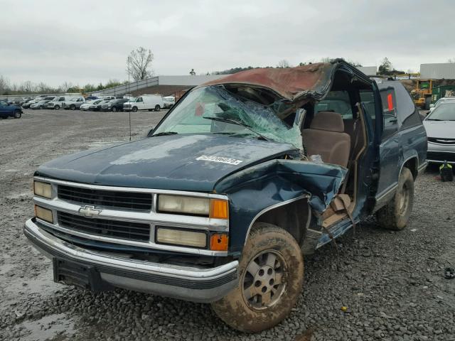 1GNEC13K2SJ375201 - 1995 CHEVROLET TAHOE C150 GREEN photo 2