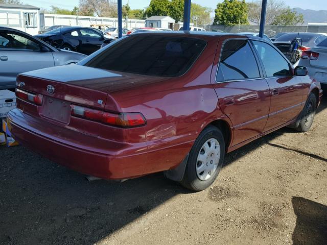 JT2BG22K3V0089934 - 1997 TOYOTA CAMRY LE RED photo 4