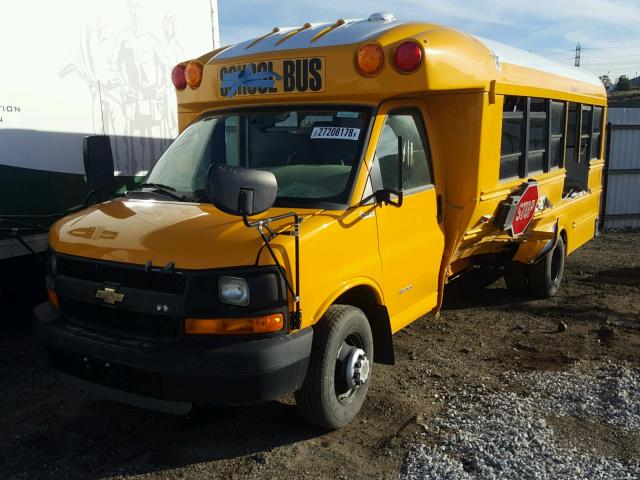 1GB6G5BG0F1115153 - 2015 CHEVROLET EXPRESS G4 YELLOW photo 2