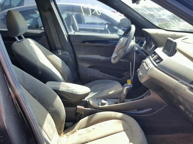 WBXHT3C32GP882035 - 2016 BMW X1 XDRIVE2 BLACK photo 5