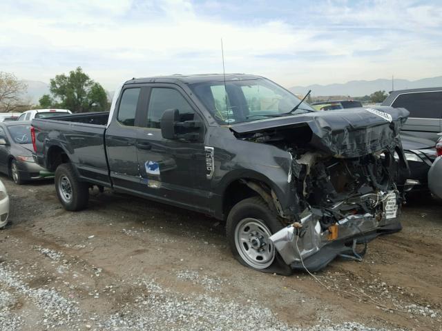 1FT7X2B60HEB24680 - 2017 FORD F250 SUPER GRAY photo 1