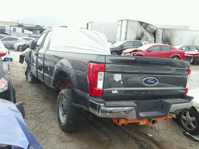 1FT7X2B60HEB24680 - 2017 FORD F250 SUPER GRAY photo 3