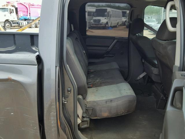 1N6AA07A05N523588 - 2005 NISSAN TITAN XE GRAY photo 6