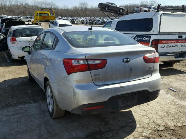 KNADM4A38F6458233 - 2015 KIA RIO LX Արծաթագույն լուսանկար 3