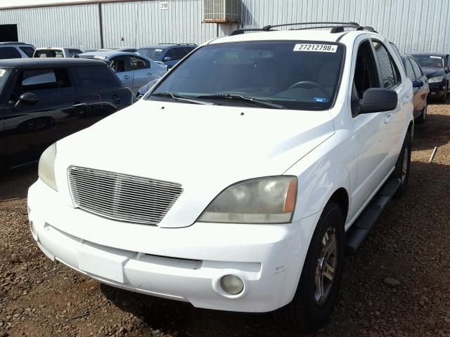 KNDJD733755399765 - 2005 KIA SORENTO EX WHITE photo 2