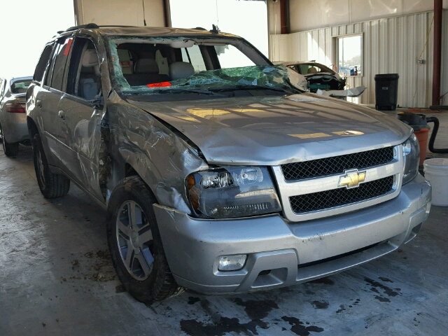 1GNDS13S372276435 - 2007 CHEVROLET TRAILBLAZE SILVER photo 1