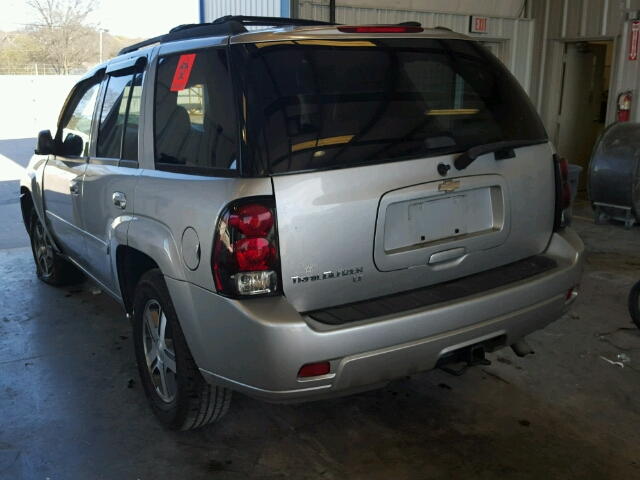 1GNDS13S372276435 - 2007 CHEVROLET TRAILBLAZE SILVER photo 3