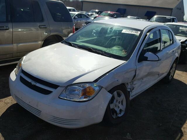 1G1AL58F287313936 - 2008 CHEVROLET COBALT LT WHITE photo 2