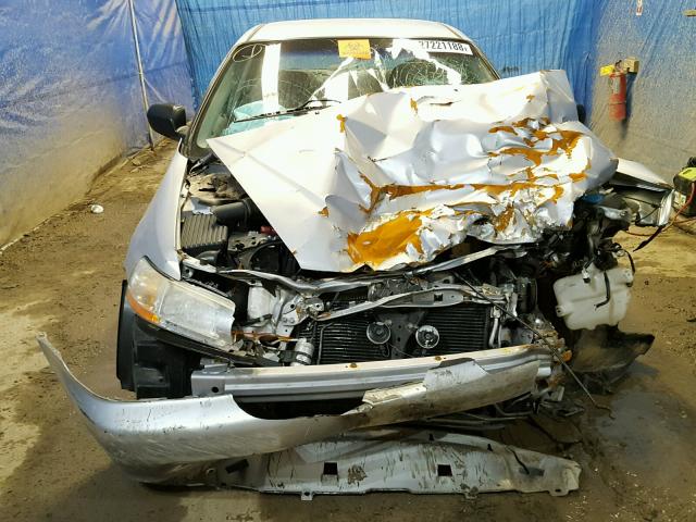 1HGCF86671A121188 - 2001 HONDA ACCORD VAL GRAY photo 9