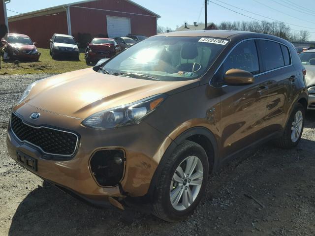 KNDPMCAC2H7123086 - 2017 KIA SPORTAGE L GOLD photo 2