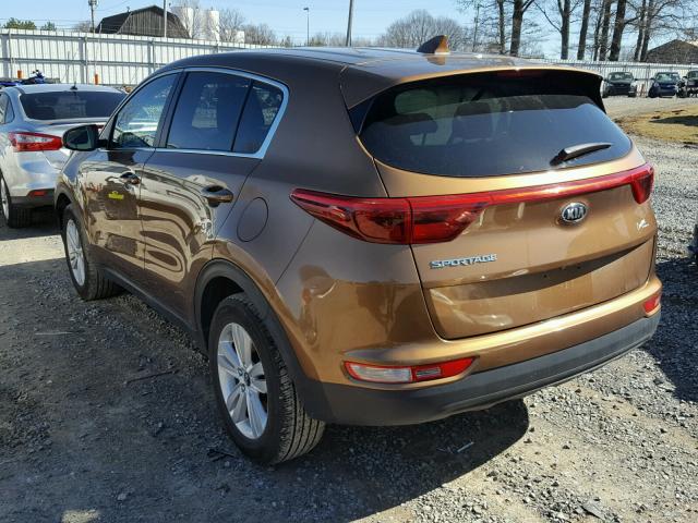 KNDPMCAC2H7123086 - 2017 KIA SPORTAGE L GOLD photo 3