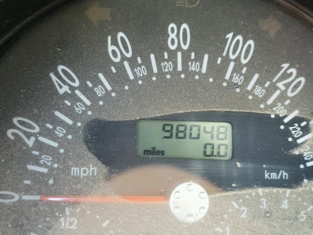 3VWED21C72M443743 - 2002 VOLKSWAGEN NEW BEETLE 银色 照片 8