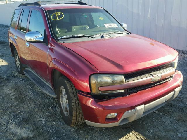 1GNDS13S522420303 - 2002 CHEVROLET TRAILBLAZE RED photo 1