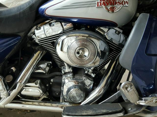 1HD1FCW146Y696424 - 2006 HARLEY-DAVIDSON FLHTCUI BLUE photo 7