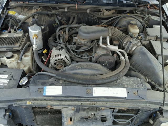 1GKDT13W7W2500639 - 1998 GMC JIMMY შავი ფოტო 7