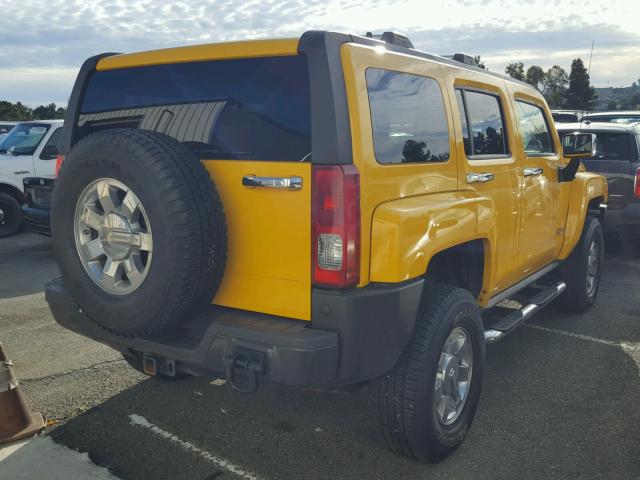 5GTDN136368154049 - 2006 HUMMER H3 YELLOW photo 4