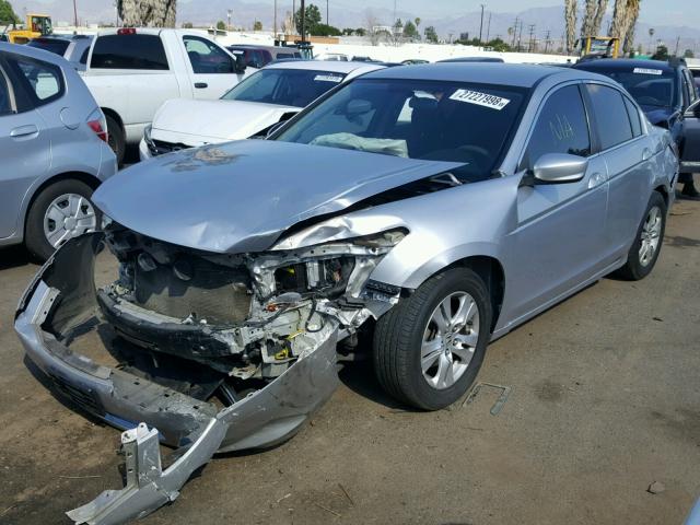 1HGCP2F4XAA188487 - 2010 HONDA ACCORD LXP SILVER photo 2