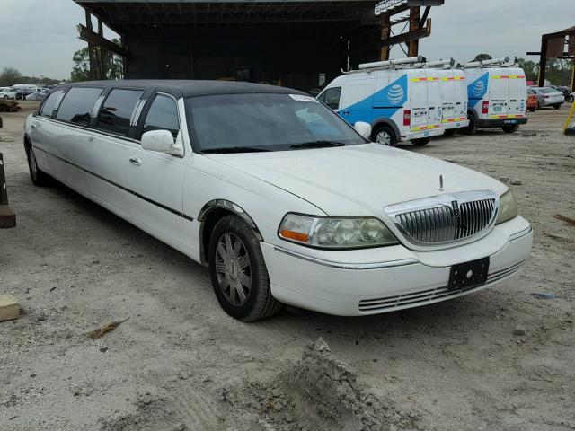 1L1FM81W73Y605491 - 2003 LINCOLN TOWN CAR E WHITE photo 1