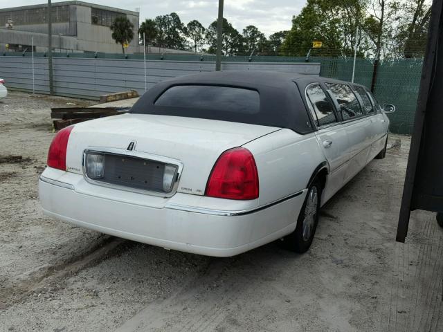 1L1FM81W73Y605491 - 2003 LINCOLN TOWN CAR E WHITE photo 4