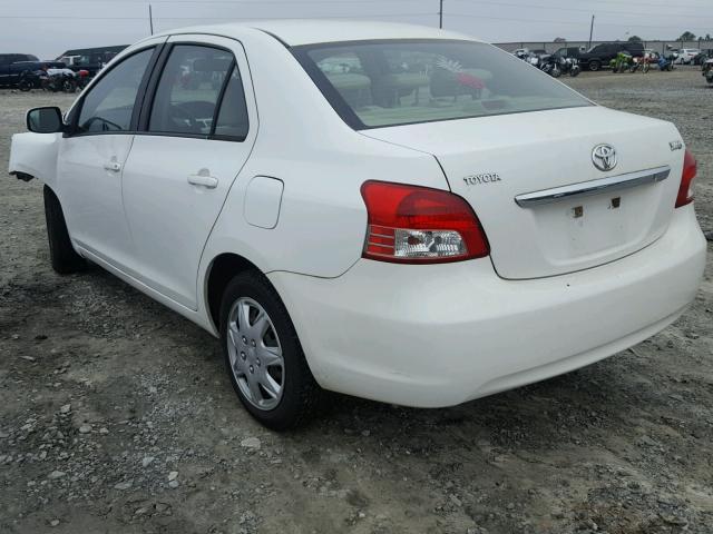 JTDBT923971105166 - 2007 TOYOTA YARIS WHITE photo 3