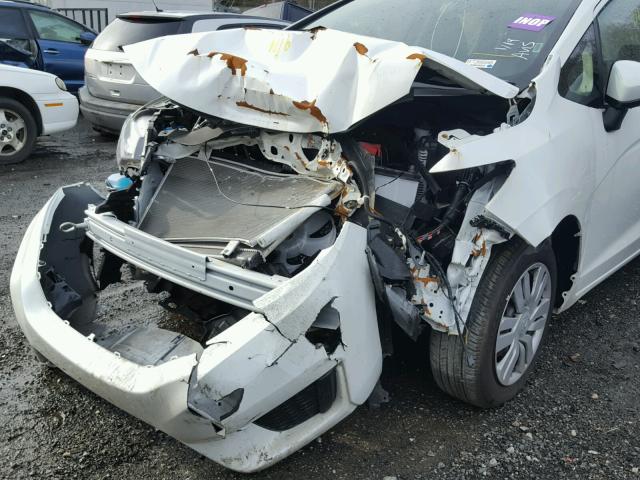 JHMGK5H53HS021803 - 2017 HONDA FIT LX أبيض صورة 9