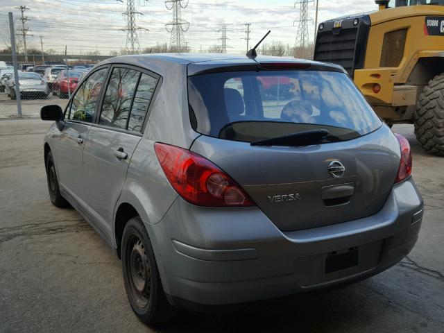 3N1BC13E87L366950 - 2007 NISSAN VERSA S GRAY photo 3