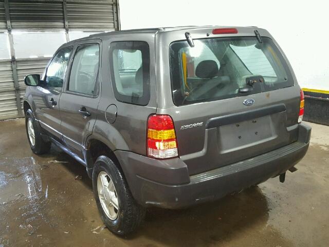 1FMYU92184DA19374 - 2004 FORD ESCAPE XLS GRAY photo 3