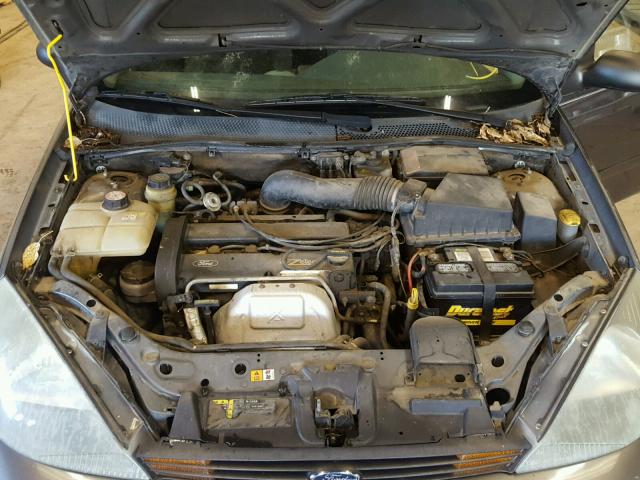 1FAFP34374W124075 - 2004 FORD FOCUS SE C GRAY photo 7