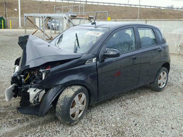 KL1TD6DE4AB127714 - 2010 CHEVROLET AVEO LS BLACK photo 2