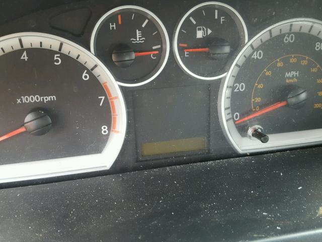 KL1TD6DE4AB127714 - 2010 CHEVROLET AVEO LS BLACK photo 8