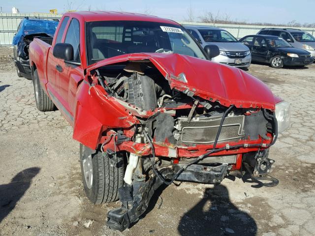 1D3HW52N65S242351 - 2005 DODGE DAKOTA LAR RED photo 1