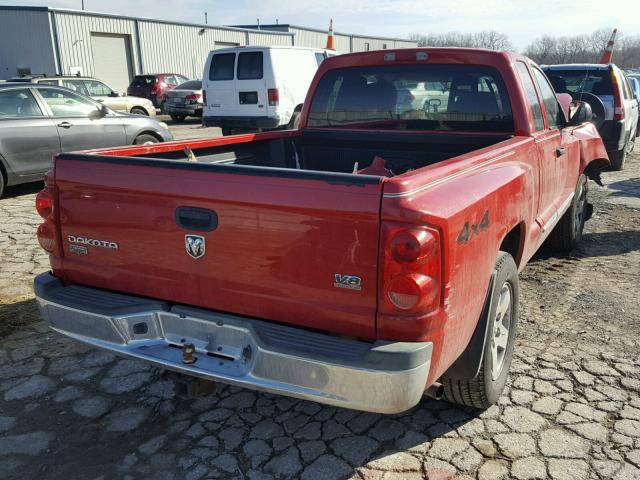 1D3HW52N65S242351 - 2005 DODGE DAKOTA LAR RED photo 4