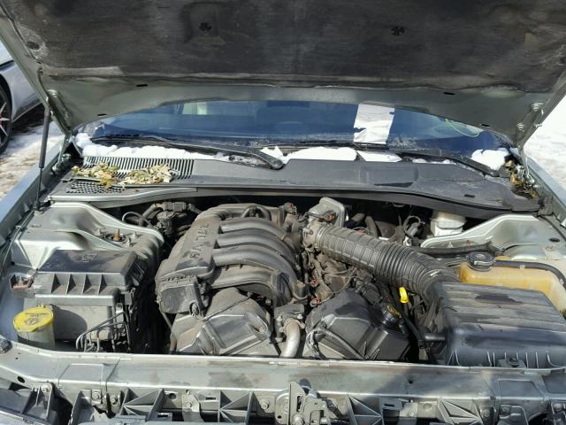 2C3JA43R15H589229 - 2005 CHRYSLER 300 SILVER photo 7