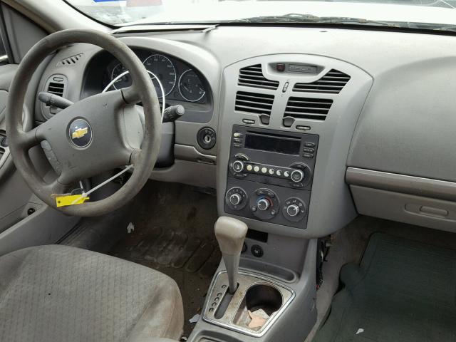1G1ZS518X6F137111 - 2006 CHEVROLET MALIBU LS WHITE photo 9