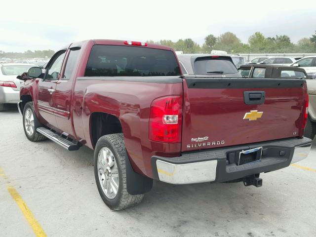 1GCRCSE08DZ102702 - 2013 CHEVROLET SILVERADO RED photo 3