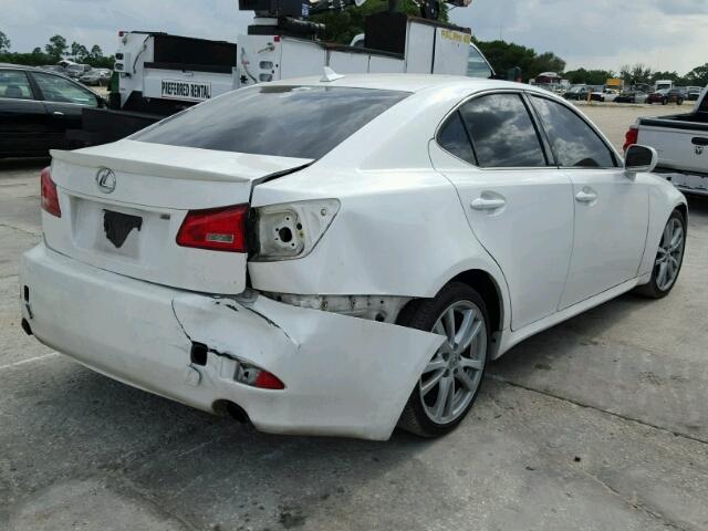 JTHBK262372028136 - 2007 LEXUS IS 250 WHITE photo 4