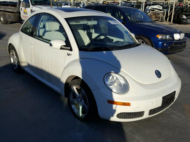 3VWFW31C48M523255 - 2008 VOLKSWAGEN NEW BEETLE 白色 照片 1