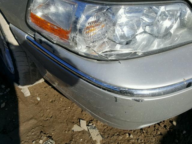 1LNHM82V76Y639268 - 2006 LINCOLN TOWN CAR S SILVER photo 9