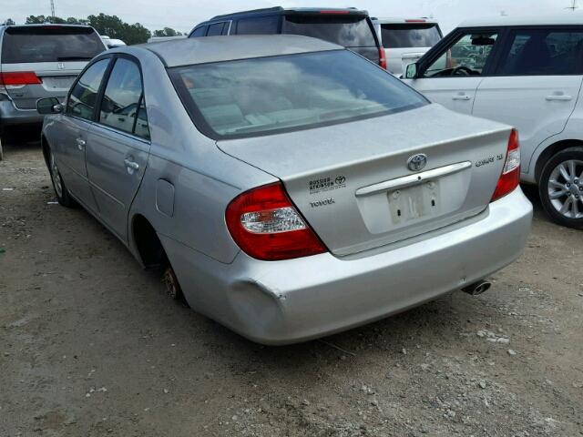 4T1BE32K04U890097 - 2004 TOYOTA CAMRY LE SILVER photo 3